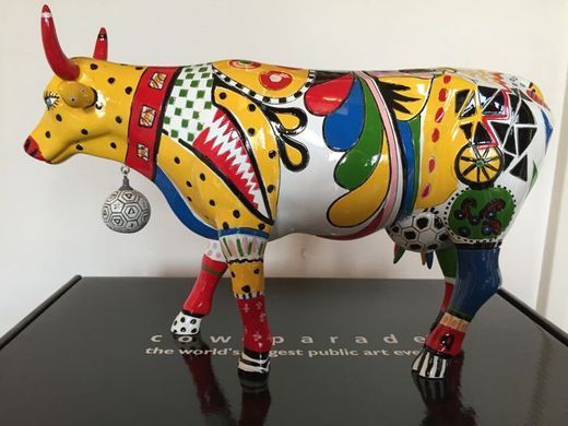 Коллекционная статуэтка корова Kick, Size L, 30*9*20 см