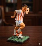 FO-84013 Статуэтка мал. "Футболист" (The Football Player. Forchino)