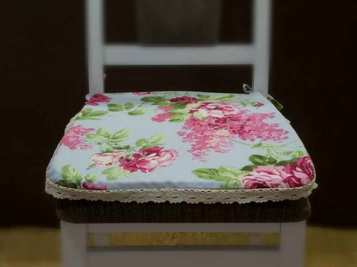 Подушка на стул с кружевом на молнии Трапеция 31*42 см, MacroHorizon, Bella Rose