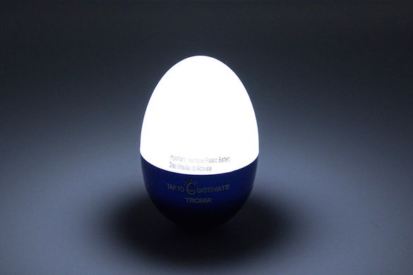 Світильник-нічник Troika Eggtivate, з датчиком вібрації, синій