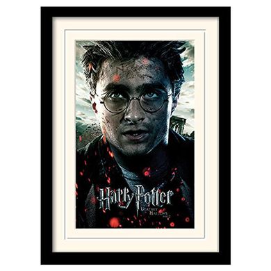 Постер в раме "Harry Potter (Deathly Hallows Part 2 - Harry)" 30 x 40 см, 30*40 см
