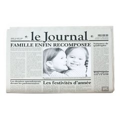 Килимок-фоторамка під посуд "Французькі новини"